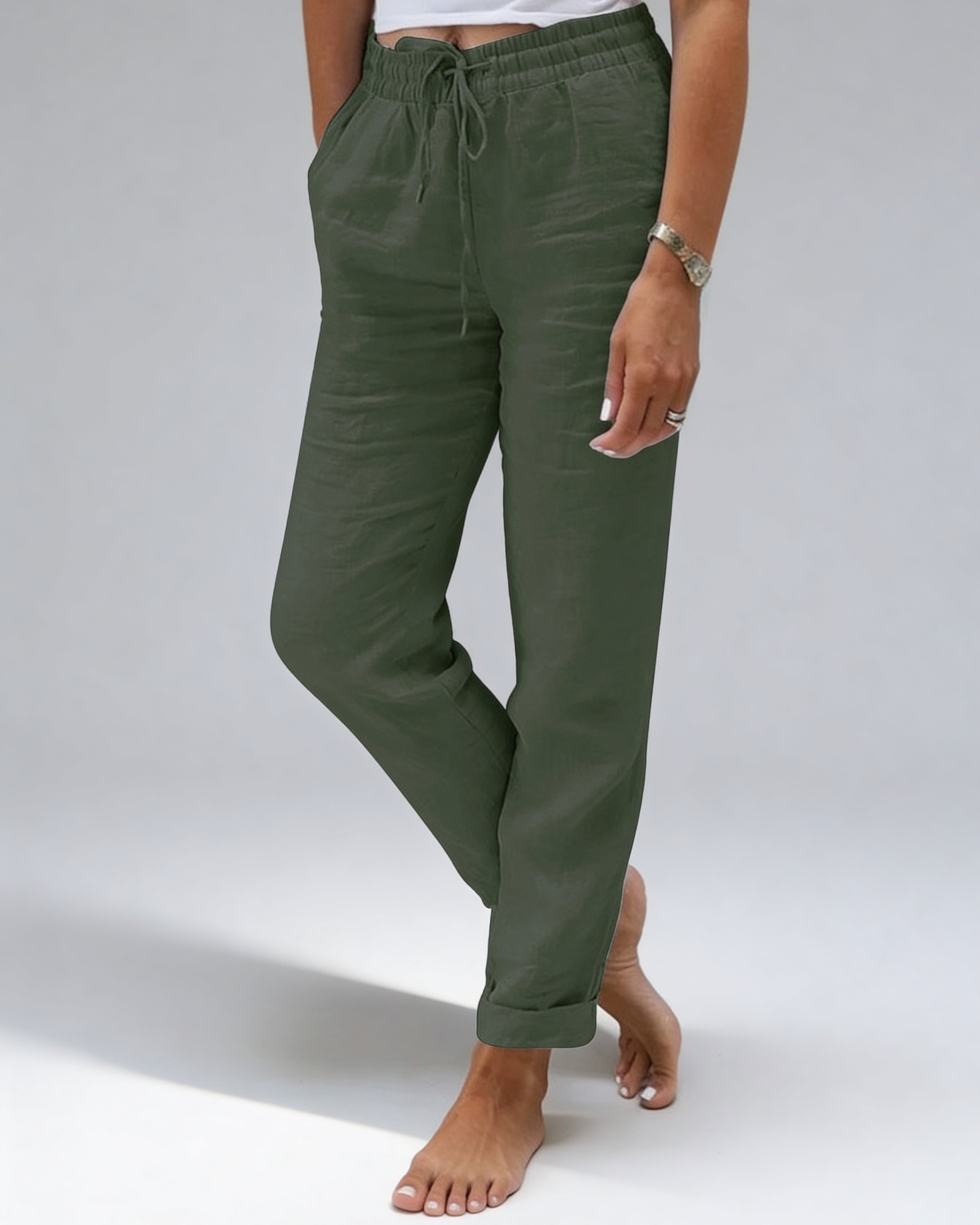 Pantalon fluide pour femme en mélange coton et chanvre, coloris **Vert Armée**, style bohème chic.