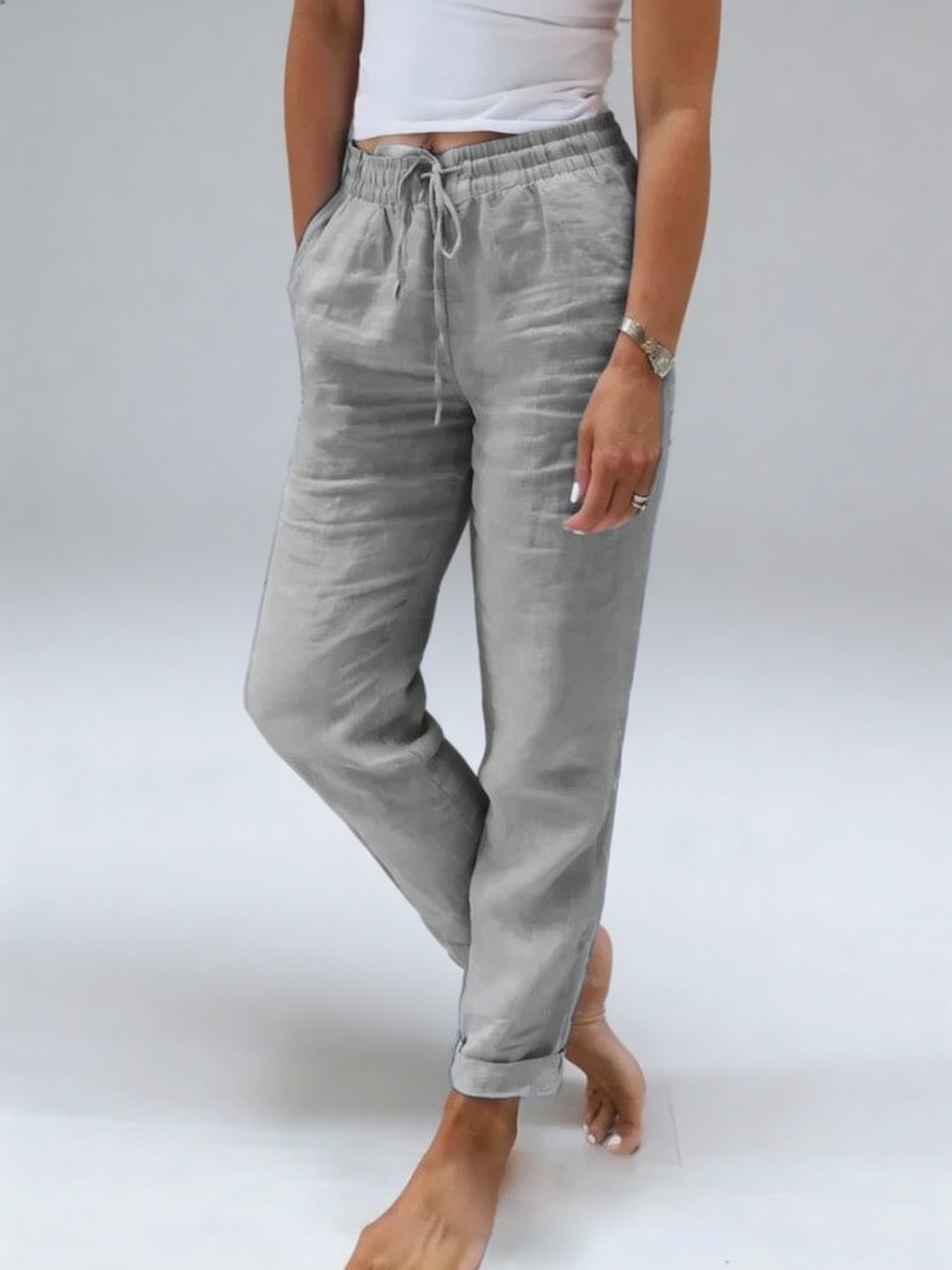 Pantalon d'été fluide pour femme coloris Gris Brume, en coton en chanvre respirant.