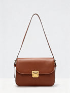 Sac besace couleur caramel épicé avec bandoulière ajustable Urbain Couture.