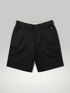 Vue à plat d'un short chino noir pour homme - Détails des poches et de la taille, Urbain Couture.